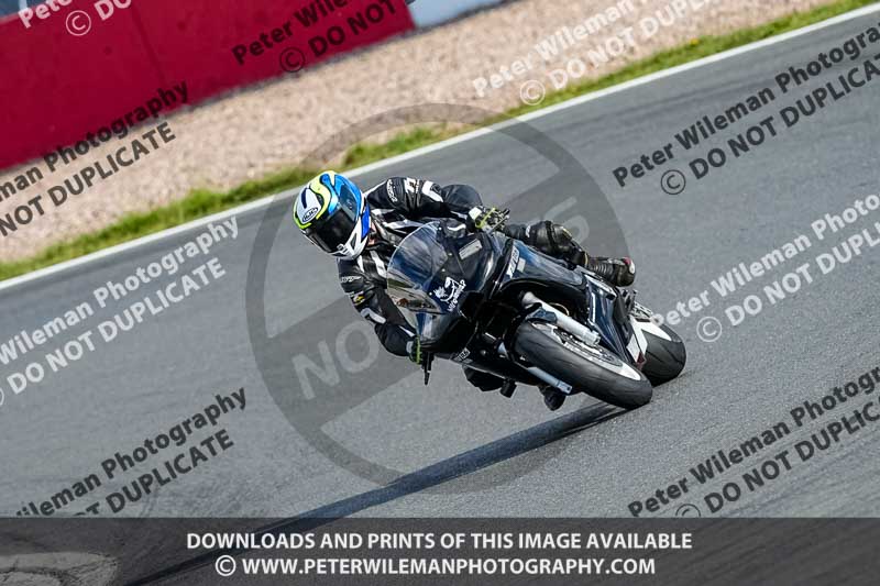 donington no limits trackday;donington park photographs;donington trackday photographs;no limits trackdays;peter wileman photography;trackday digital images;trackday photos
